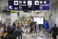 Nhật Bản chấm dứt gia hạn lưu trú cho người nước ngoài