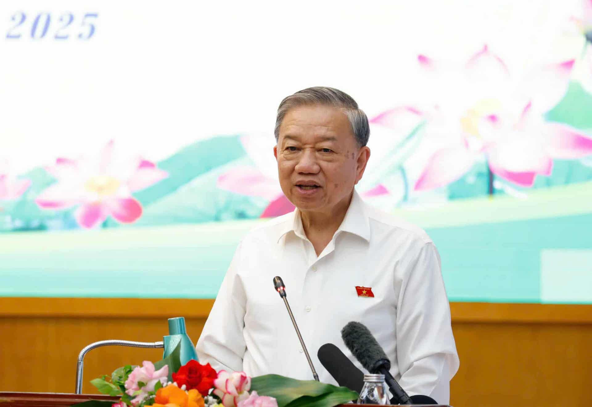 Tổng Bí thư: Cải cách tiền lương cần tính toán, không ‘cào bằng’